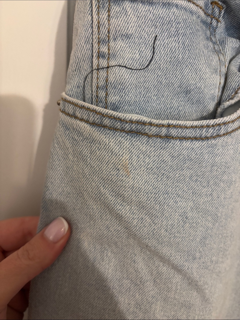 AKIRA Light Blue Straight-Leg Jeans with Side Button Trim - Picture 7 of 8